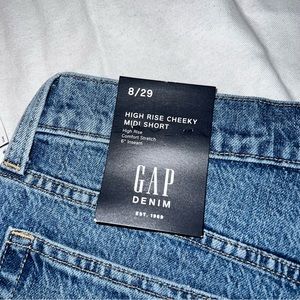 💠 NWT GAP DENIM SHORTS High rise cheeky midi short 8/29 8 29 medium new